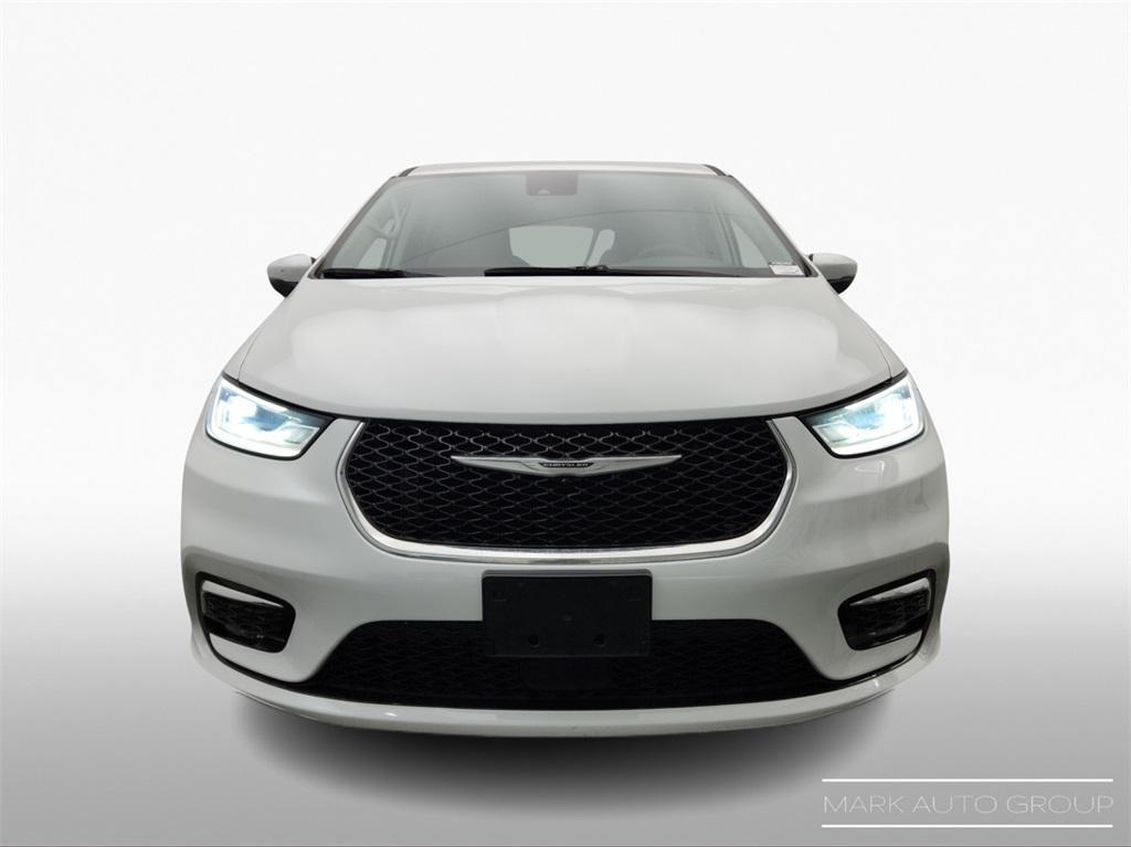 used 2023 Chrysler Pacifica Hybrid car, priced at $27,993
