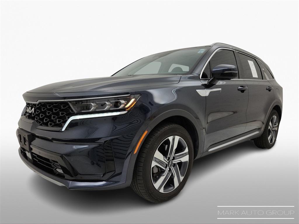 used 2023 Kia Sorento Plug-In Hybrid car, priced at $31,500