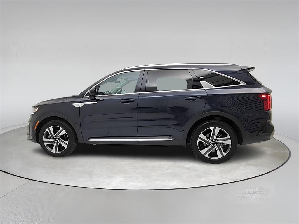 used 2023 Kia Sorento Plug-In Hybrid car, priced at $34,593