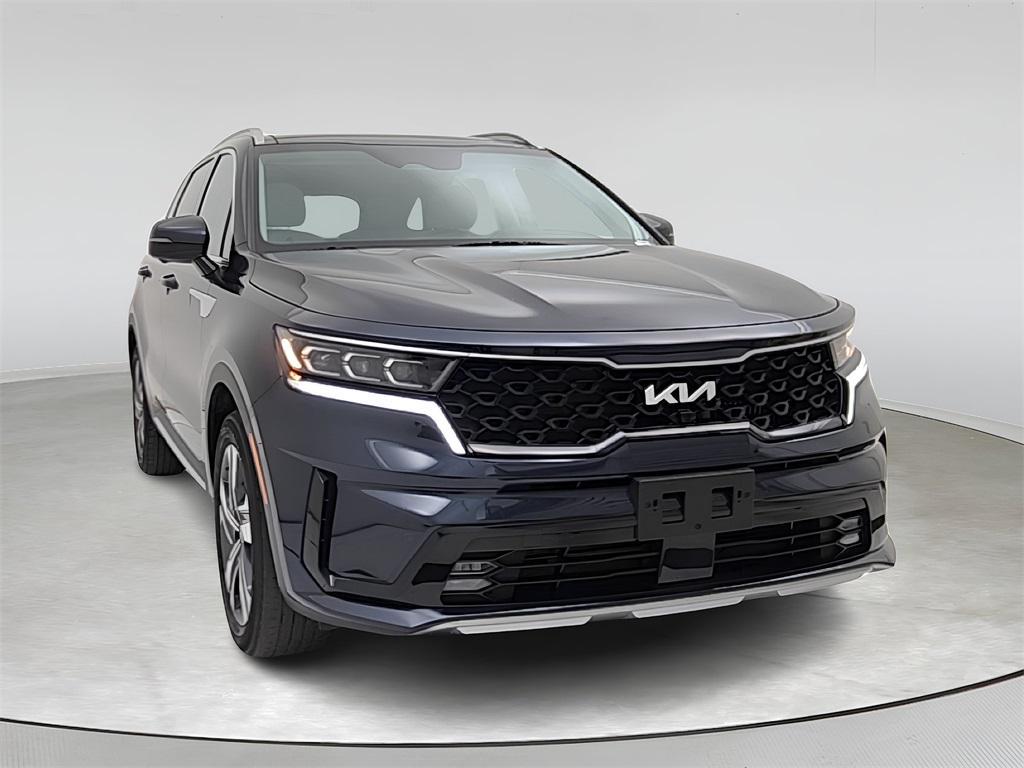 used 2023 Kia Sorento Plug-In Hybrid car, priced at $34,593