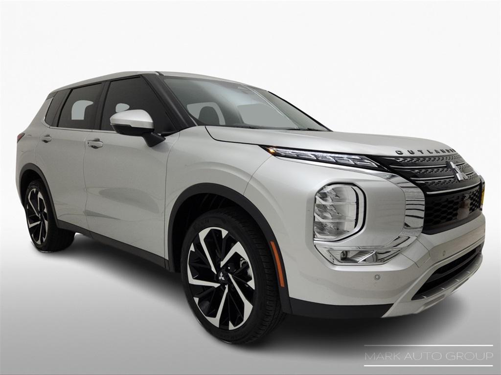 used 2023 Mitsubishi Outlander car, priced at $22,994