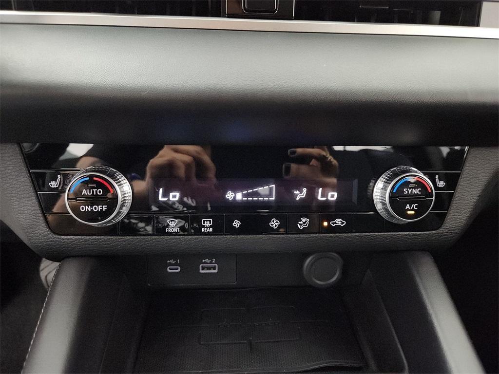 used 2023 Mitsubishi Outlander car, priced at $22,994