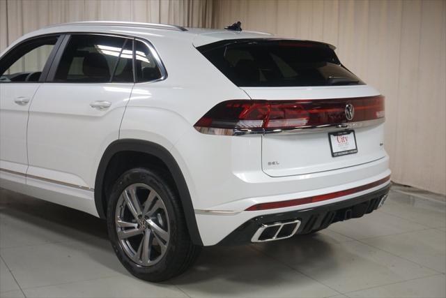 new 2024 Volkswagen Atlas Cross Sport car, priced at $45,529