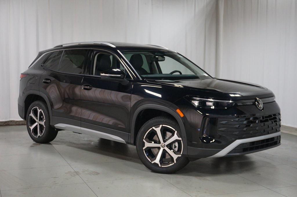 new 2025 Volkswagen Tiguan car, priced at $35,270