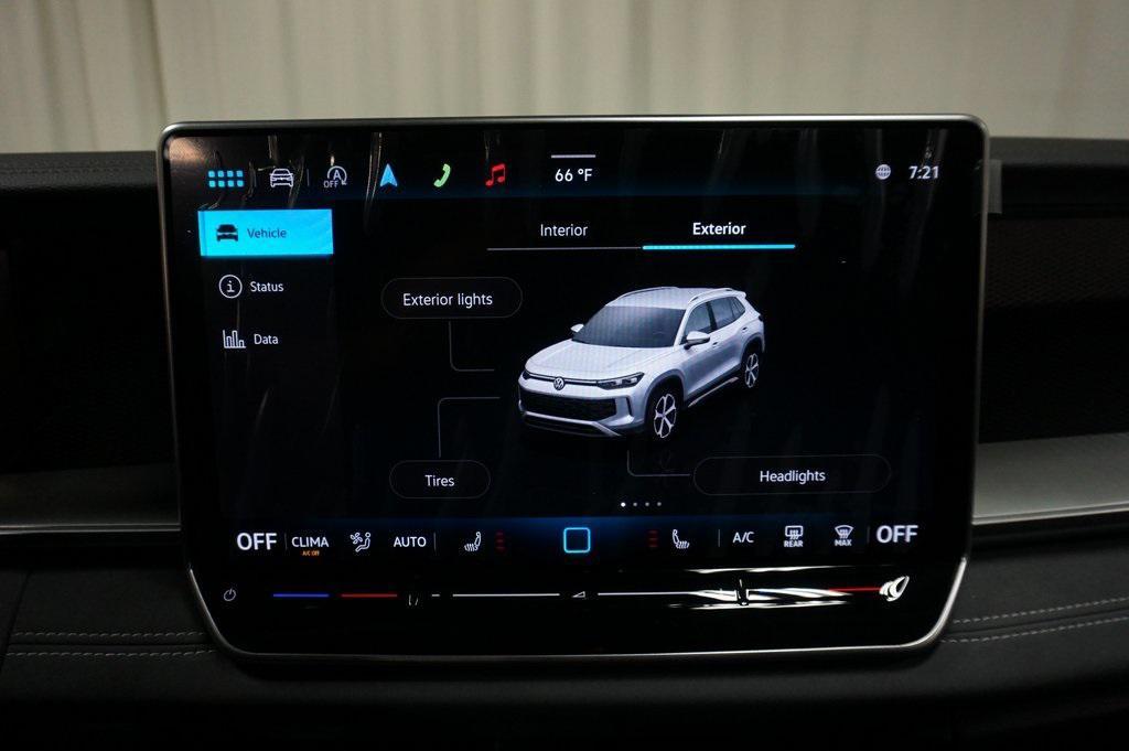 new 2025 Volkswagen Tiguan car, priced at $35,270