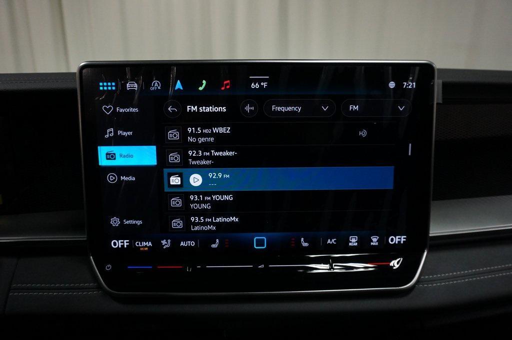 new 2025 Volkswagen Tiguan car, priced at $35,270