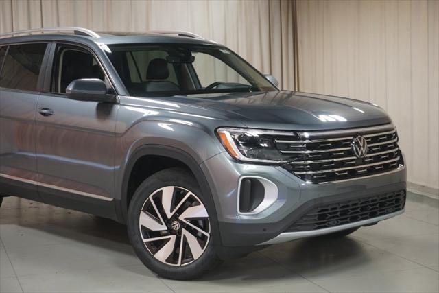 new 2024 Volkswagen Atlas car, priced at $44,435