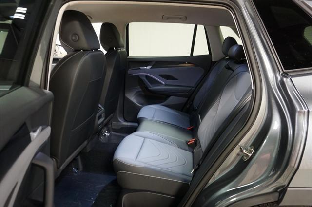 new 2025 Volkswagen Tiguan car, priced at $34,252