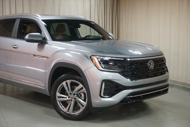 new 2024 Volkswagen Atlas Cross Sport car, priced at $45,066