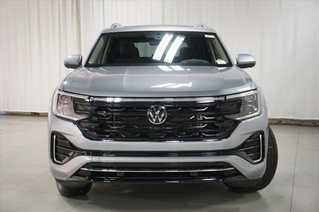 new 2025 Volkswagen Atlas car, priced at $50,411