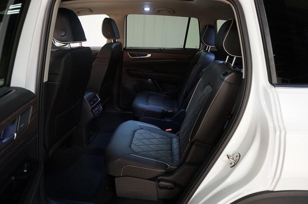 new 2026 Volkswagen Atlas car, priced at $58,601