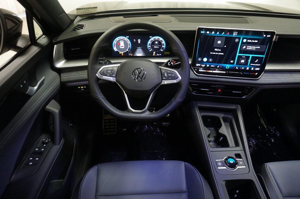 new 2025 Volkswagen Tiguan car, priced at $37,298