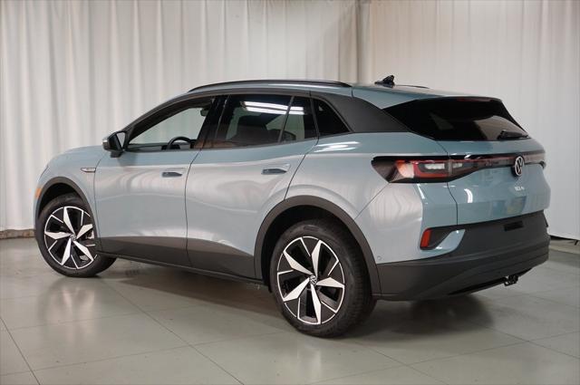 new 2025 Volkswagen ID.4 car, priced at $49,432