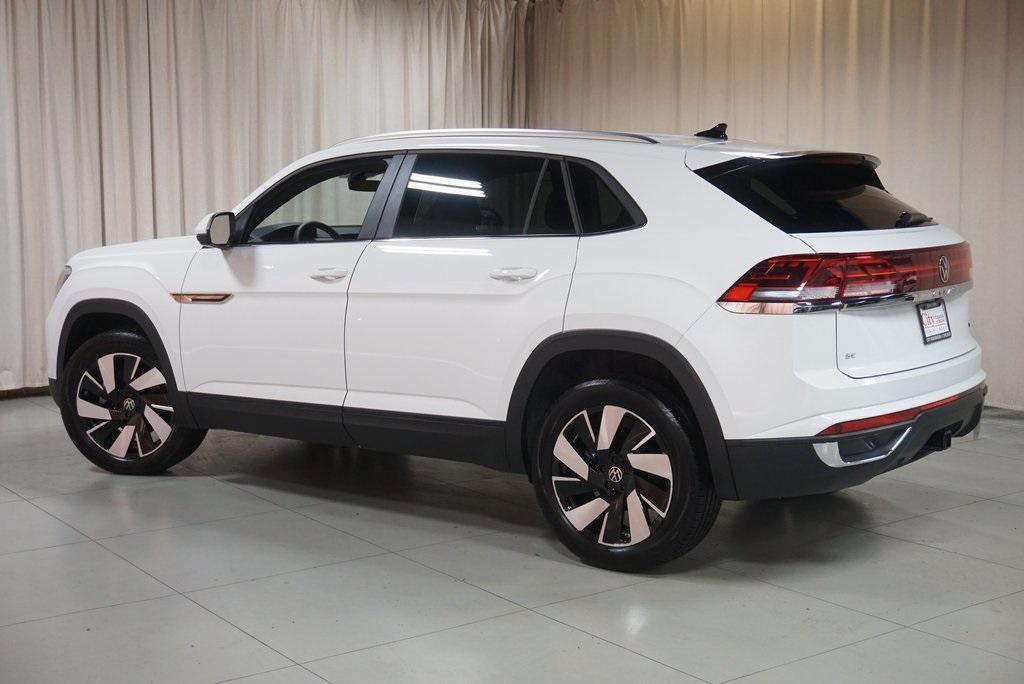 new 2024 Volkswagen Atlas Cross Sport car, priced at $40,443