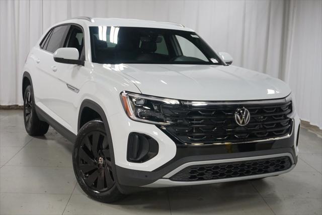 new 2024 Volkswagen Atlas Cross Sport car, priced at $39,372