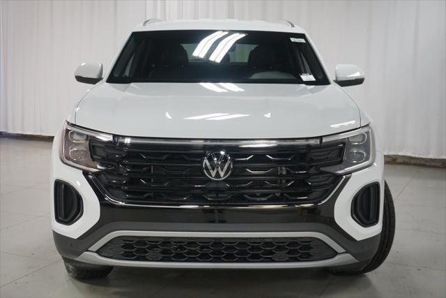 new 2024 Volkswagen Atlas Cross Sport car, priced at $39,372