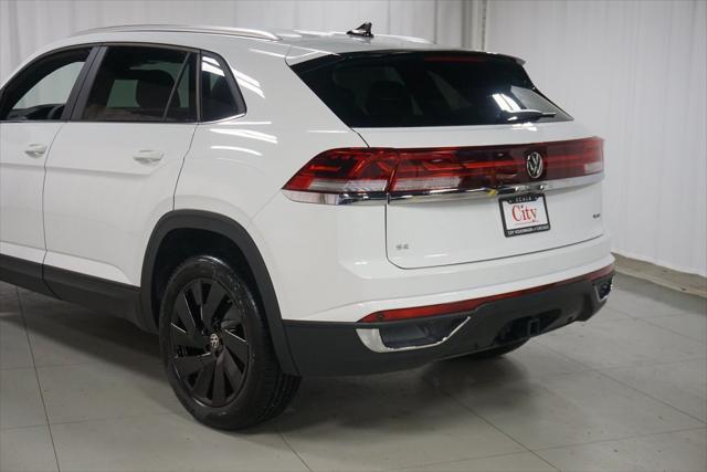 new 2024 Volkswagen Atlas Cross Sport car, priced at $39,372