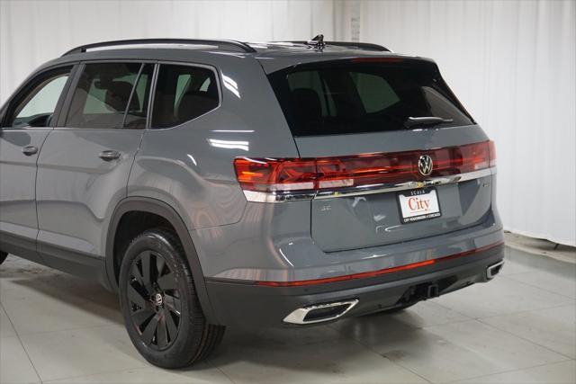 new 2025 Volkswagen Atlas car, priced at $45,073