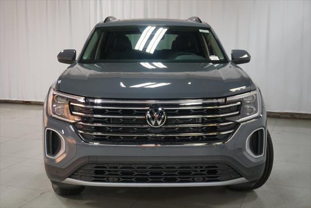 new 2025 Volkswagen Atlas car, priced at $45,073