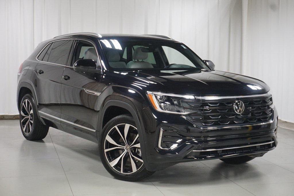 used 2025 Volkswagen Atlas Cross Sport car, priced at $40,990