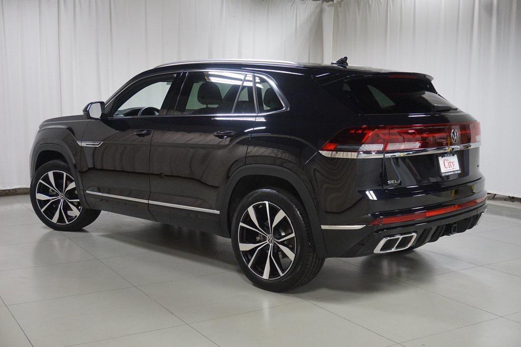 used 2025 Volkswagen Atlas Cross Sport car, priced at $40,990