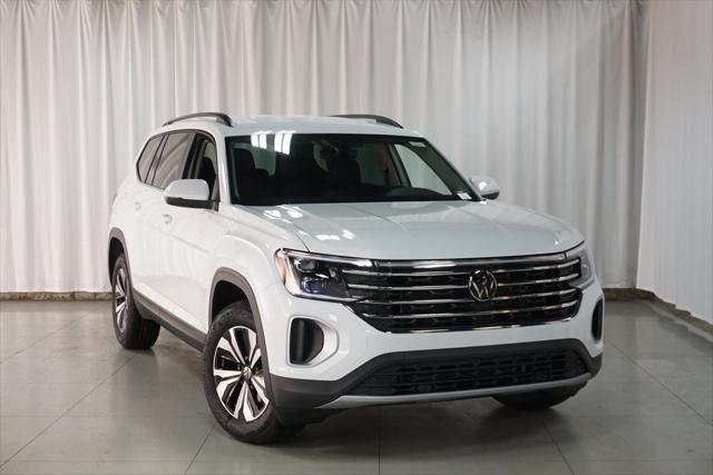 new 2025 Volkswagen Atlas car, priced at $39,636