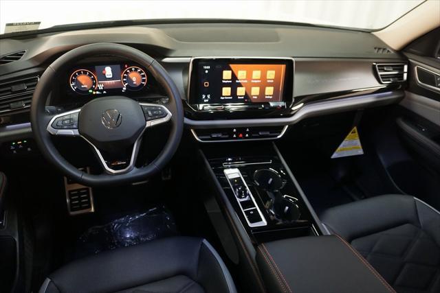 new 2025 Volkswagen Atlas car, priced at $44,077