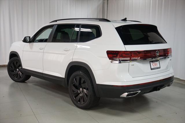 new 2025 Volkswagen Atlas car, priced at $43,443