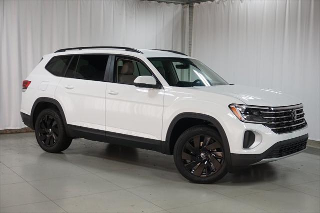 new 2025 Volkswagen Atlas car, priced at $43,443