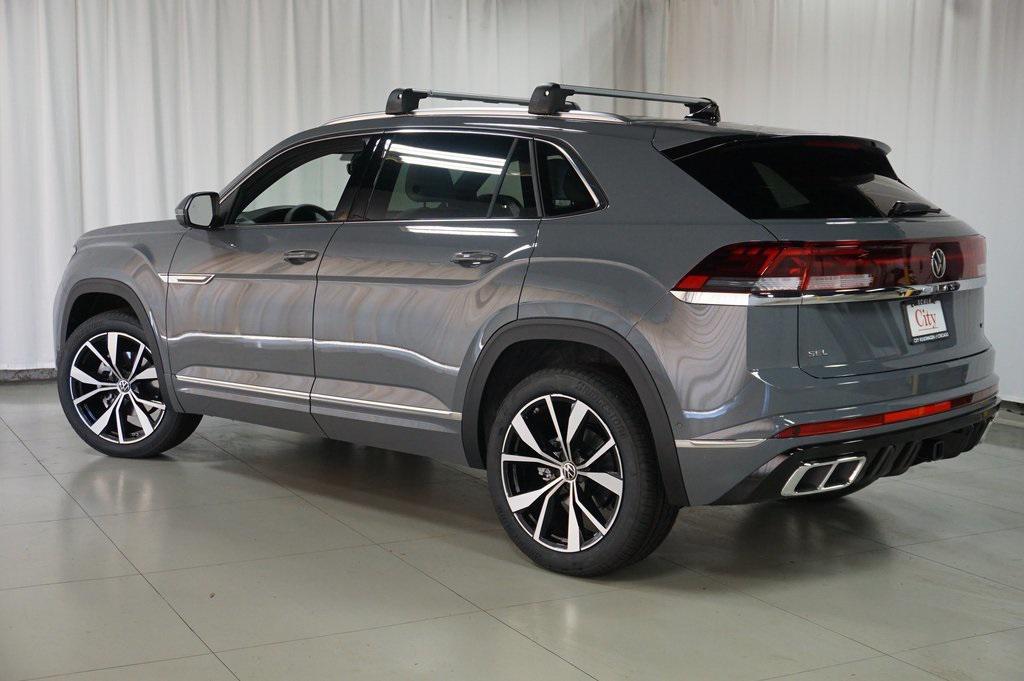 new 2026 Volkswagen Atlas Cross Sport car, priced at $56,648