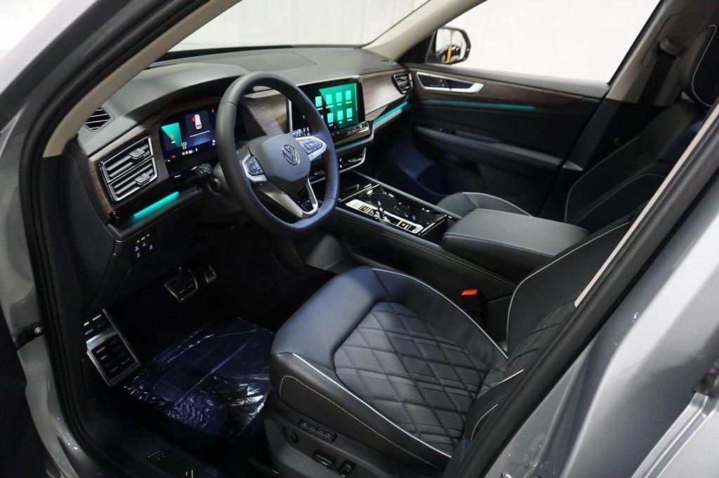 new 2026 Volkswagen Atlas car, priced at $54,779
