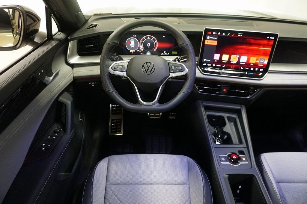 new 2025 Volkswagen Tiguan car, priced at $38,000