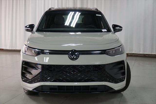 new 2025 Volkswagen Tiguan car, priced at $37,446