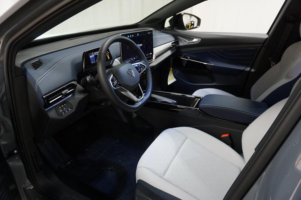 new 2025 Volkswagen ID.4 car, priced at $50,040