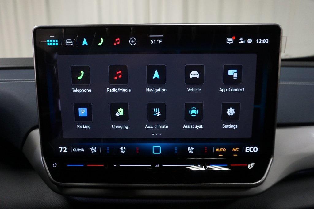 new 2025 Volkswagen ID.4 car, priced at $50,040