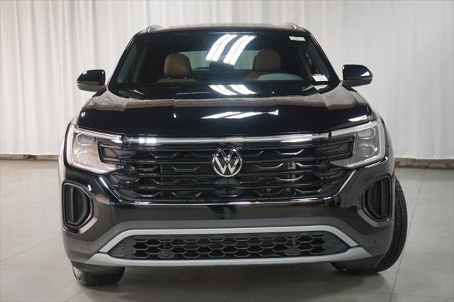 new 2025 Volkswagen Atlas Cross Sport car, priced at $43,591