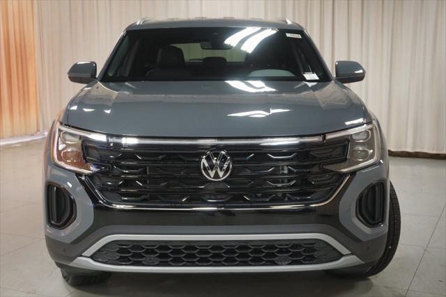 new 2024 Volkswagen Atlas Cross Sport car, priced at $40,215