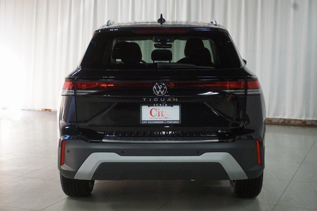 new 2025 Volkswagen Tiguan car, priced at $31,461
