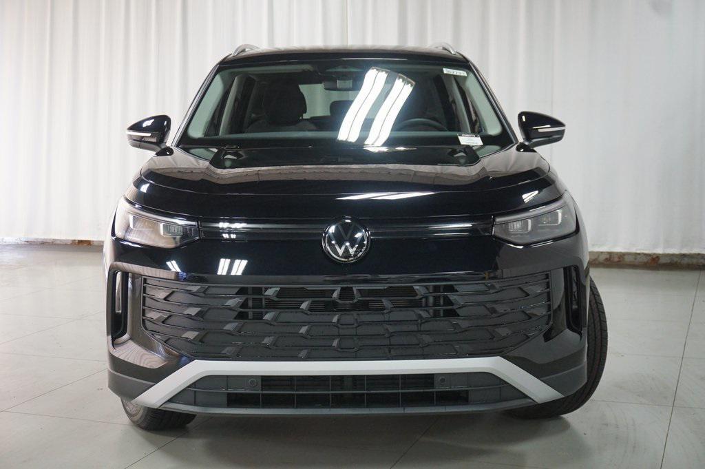 new 2025 Volkswagen Tiguan car, priced at $31,461