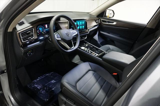 new 2025 Volkswagen Atlas car, priced at $45,926
