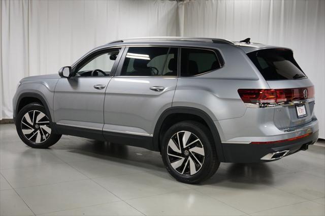 new 2025 Volkswagen Atlas car, priced at $45,926