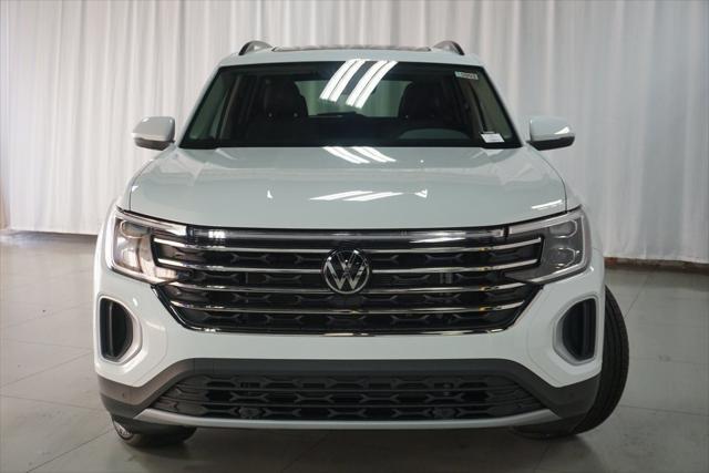 new 2025 Volkswagen Atlas car, priced at $45,073