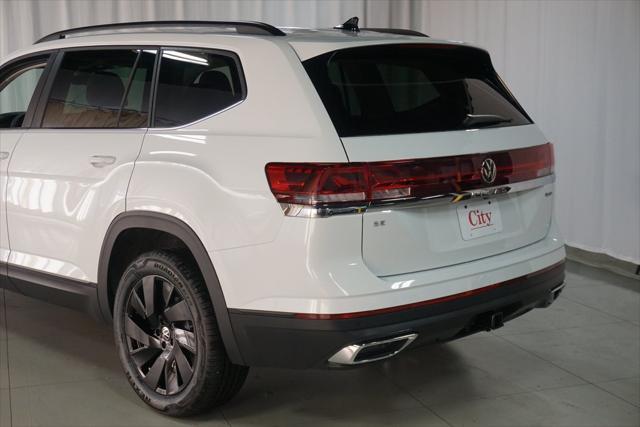 new 2025 Volkswagen Atlas car, priced at $45,073