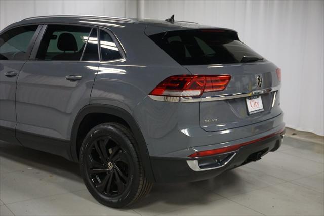 used 2022 Volkswagen Atlas Cross Sport car, priced at $27,890