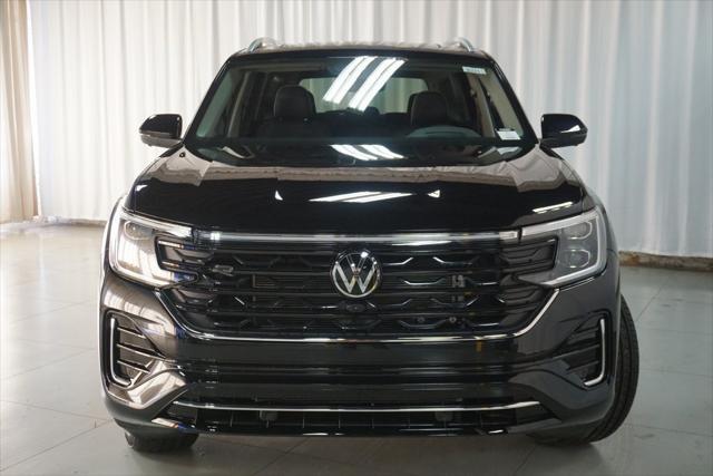 new 2025 Volkswagen Atlas car, priced at $51,875