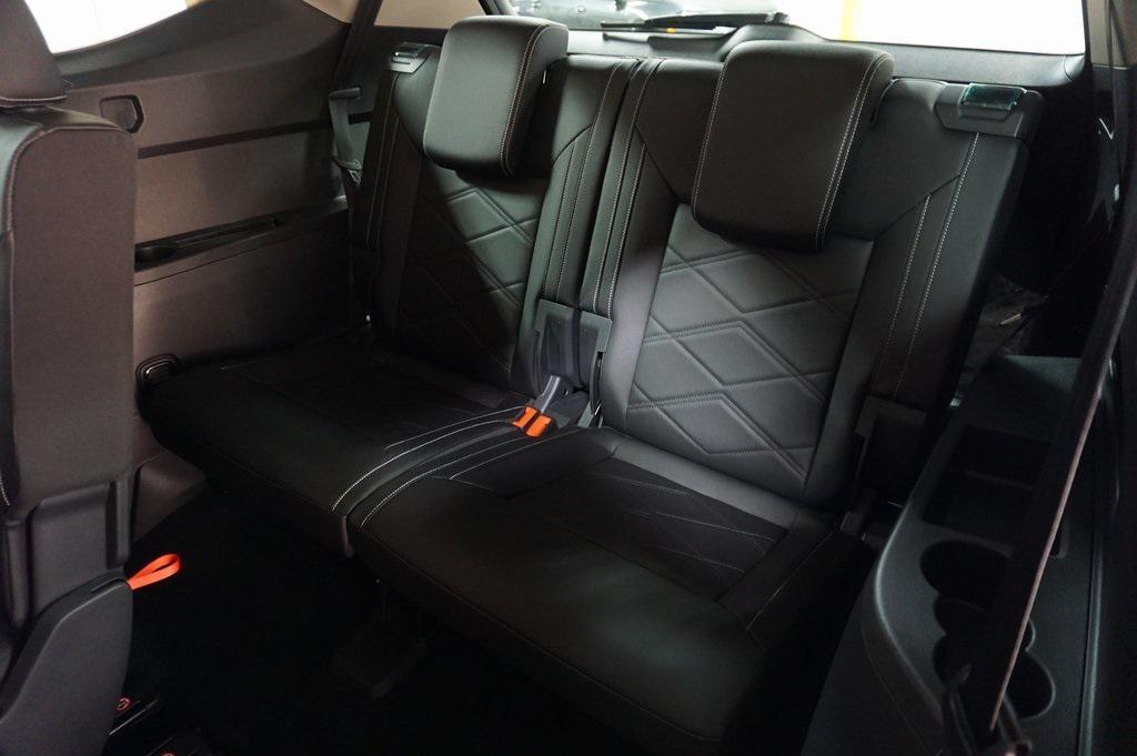 new 2026 Volkswagen Atlas car, priced at $41,245