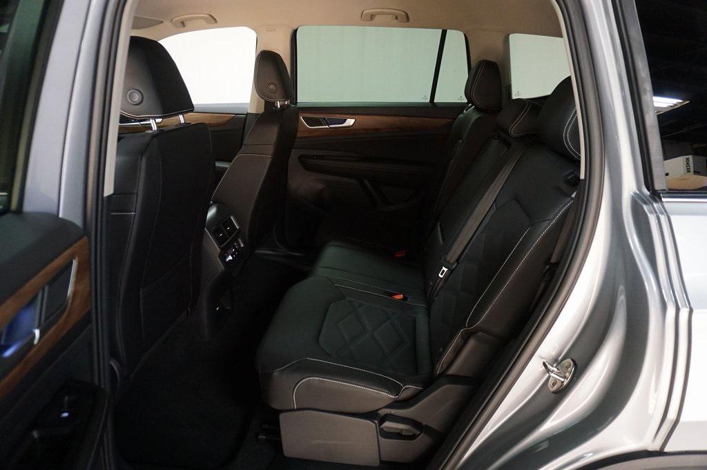 new 2026 Volkswagen Atlas car, priced at $41,245