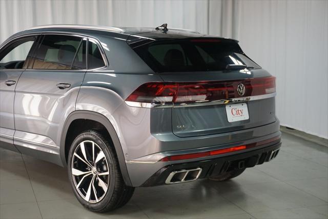 new 2025 Volkswagen Atlas Cross Sport car, priced at $51,018