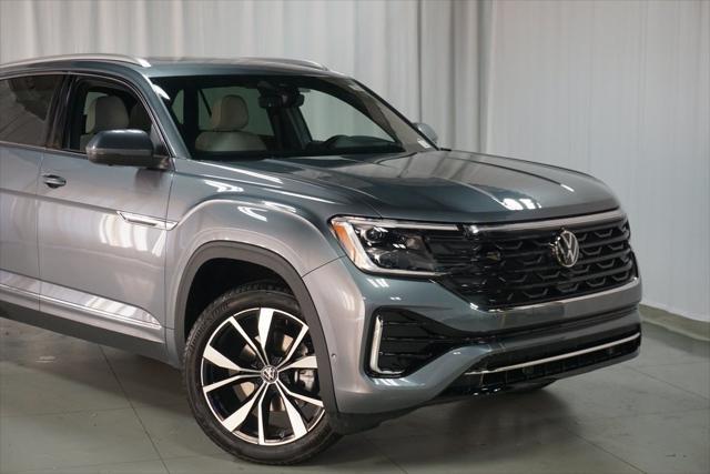 new 2025 Volkswagen Atlas Cross Sport car, priced at $51,018