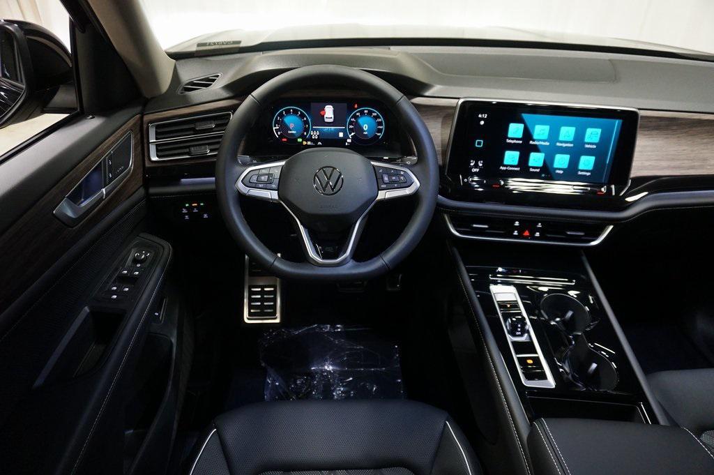new 2026 Volkswagen Atlas car, priced at $56,665